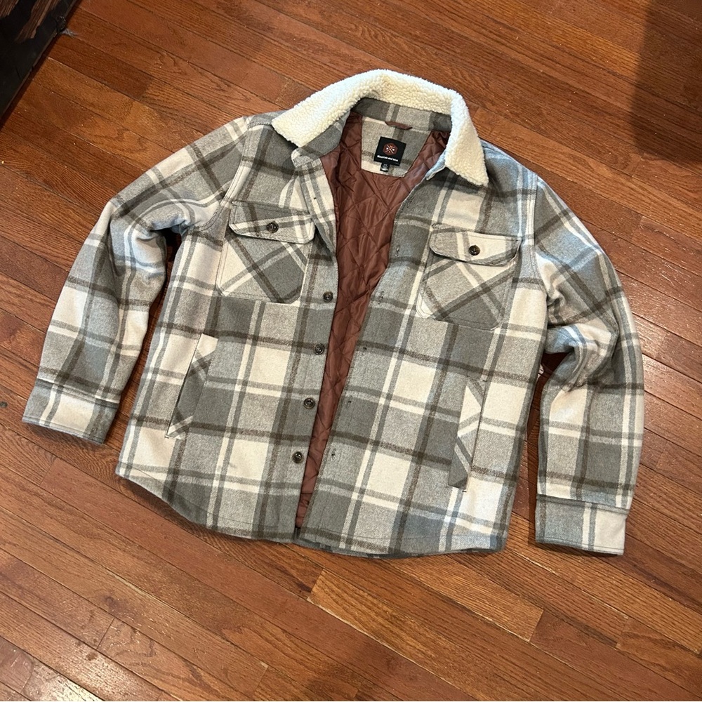 Mountain and Isles plaid Button Up Jacket Wool with Sherpa Collar